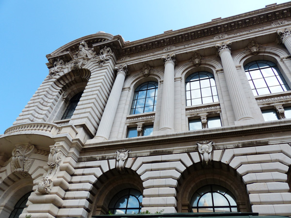 طراحی- نمای-تلفیقی-ساختمان